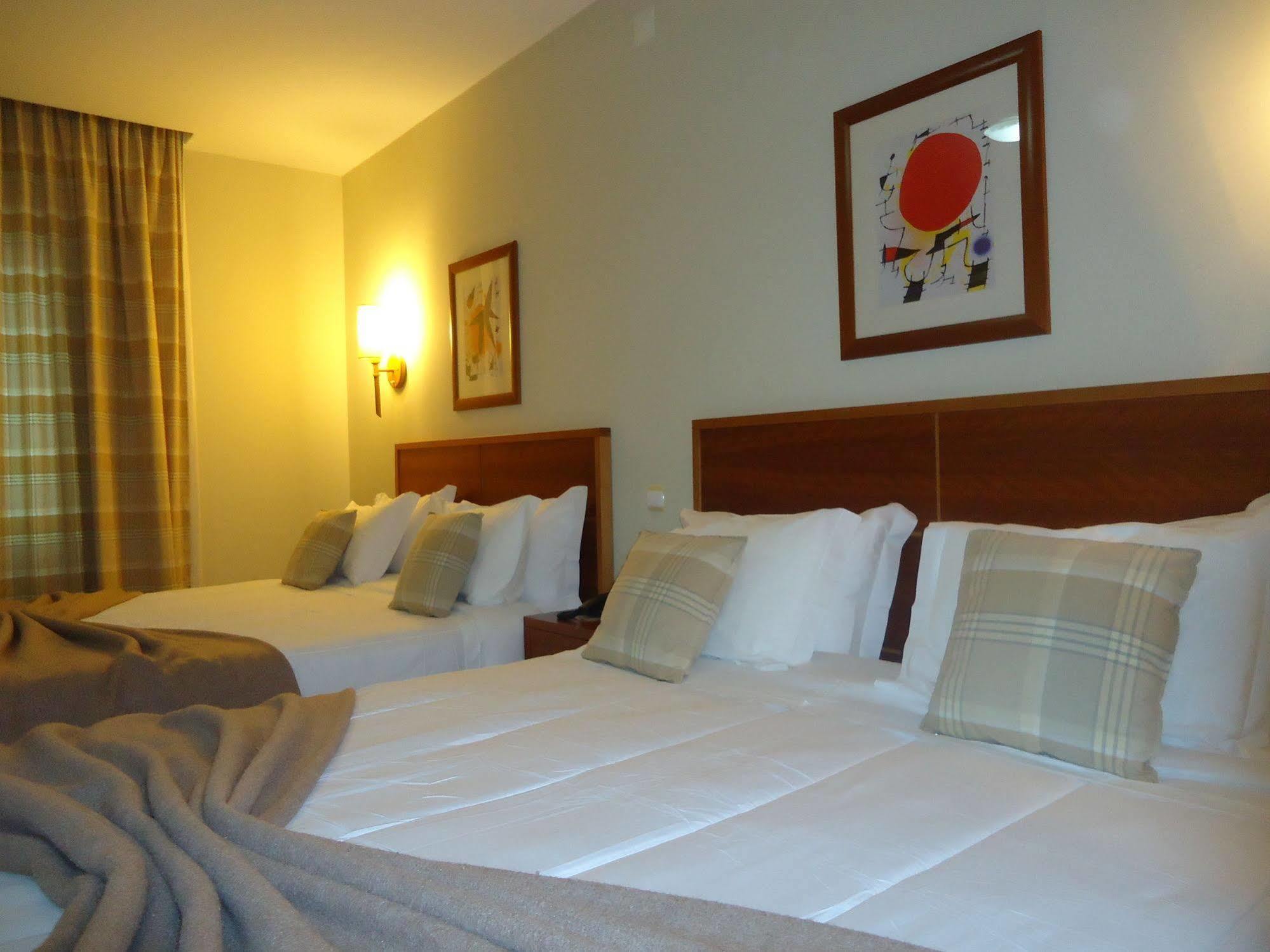 Hotel Pombeira Guarda Kültér fotó